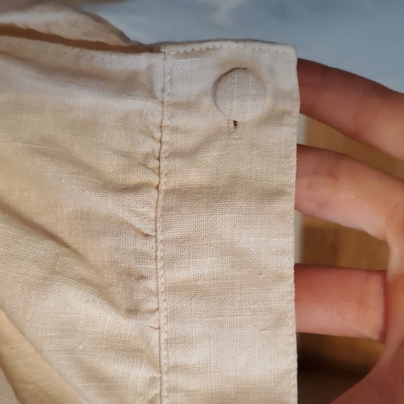 Vintage hand embroidered linen top - Picture 4 of 16